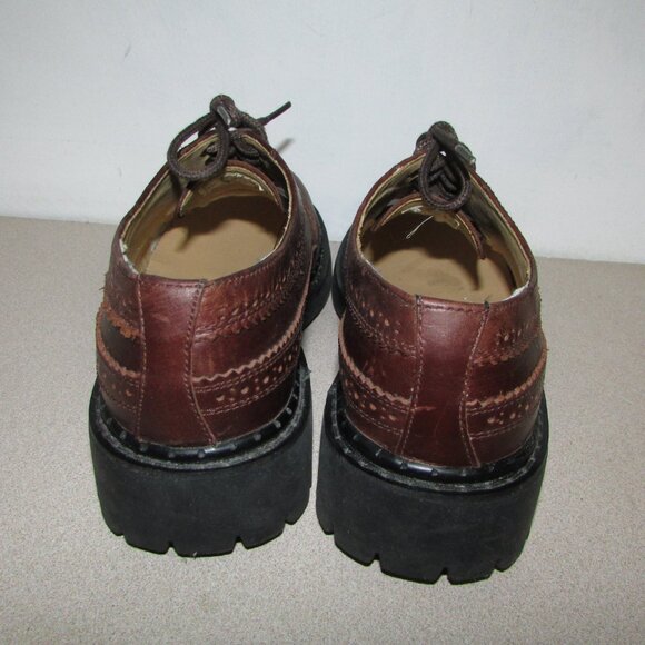 Rugged Terrain Brown Leather Lug Sole Shoes - Picture 9 of 13